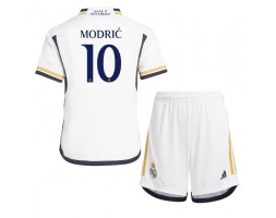 Lacne Dětský Futbalové dres Real Madrid Luka Modric #10 2023-24 Krátky Rukáv - Domáci (+ trenírky)